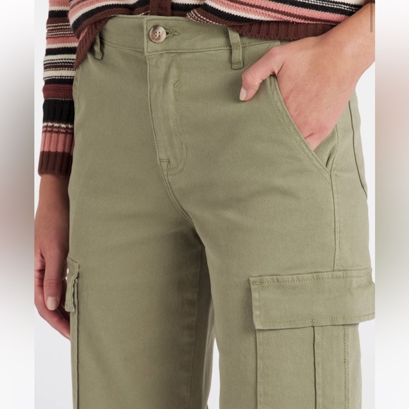 NWT VIGOSS
Veronica High Rise Cargo Straight Pant - Picture 4 of 14